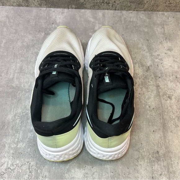 Nike Revolution Running Shoes Womens sz 11 - white/black - Picture 6 of 7